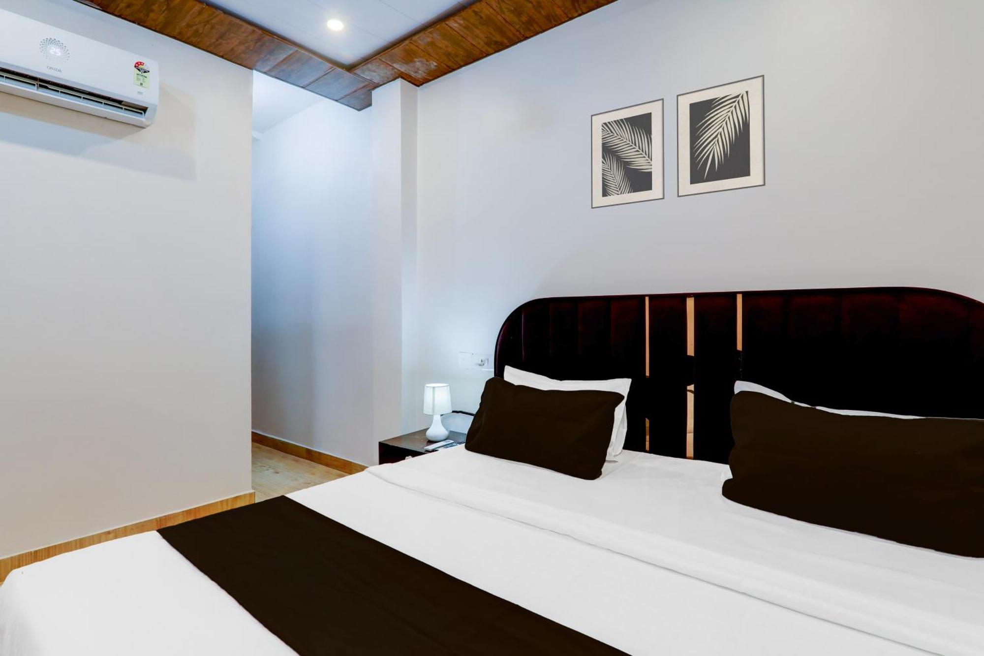 Hotel Super O Aastha Lucknow